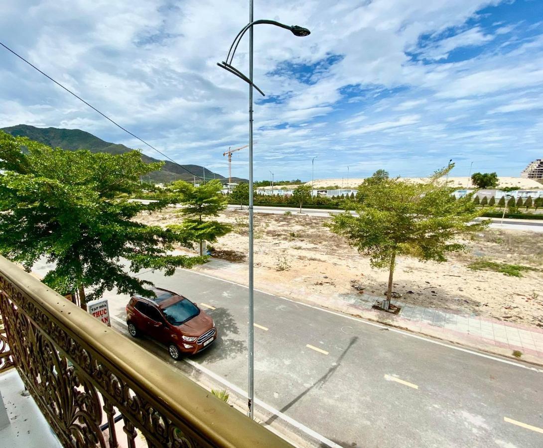 Công Thành Long Beach Cam Lam Exterior foto